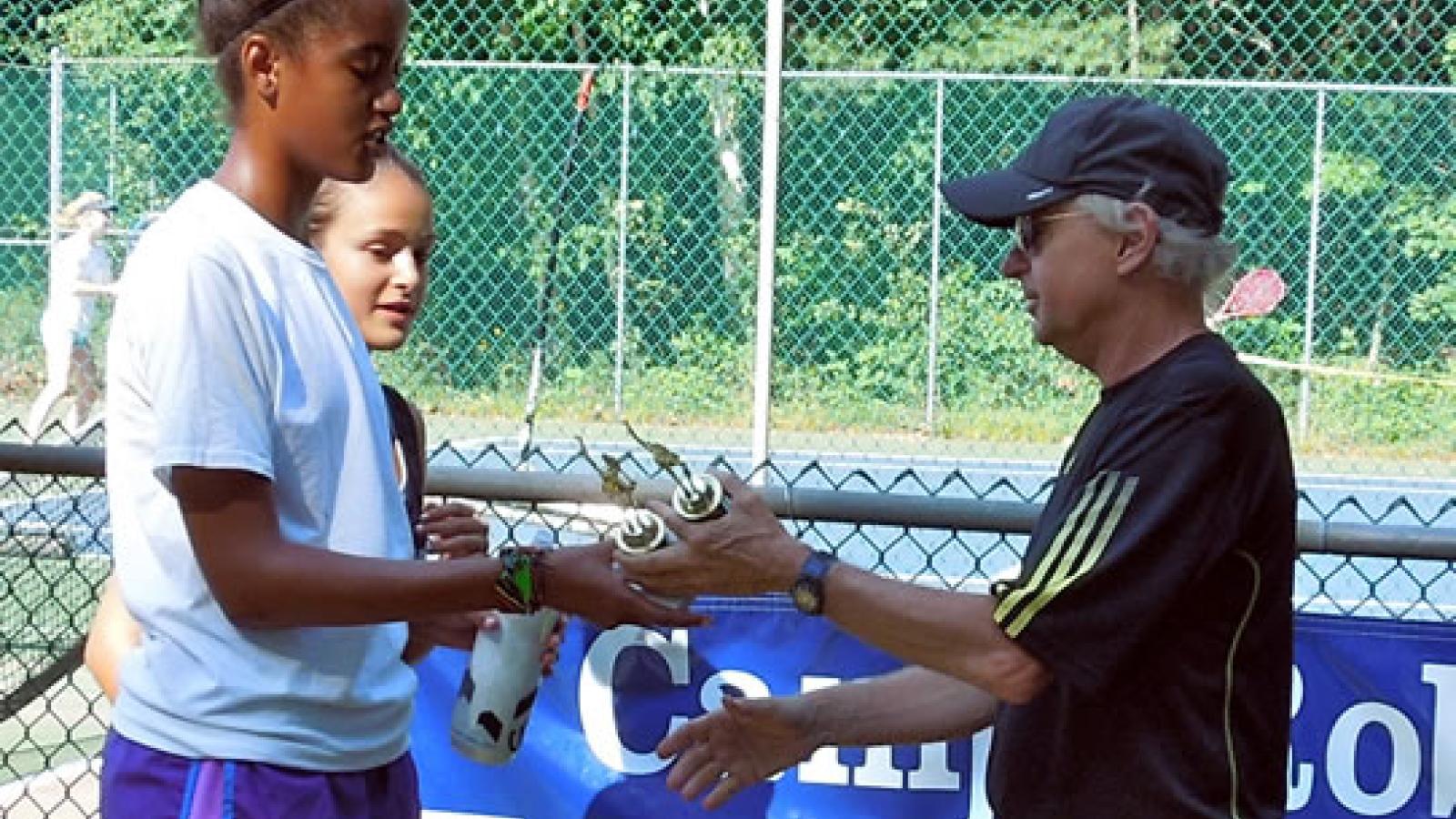 DâYouville Prof Presents Trophy to Obamaâs Daughter