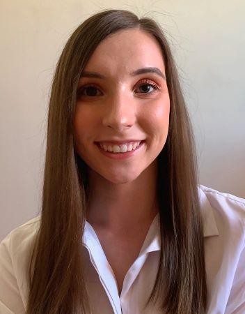Therese Losardo Headshot